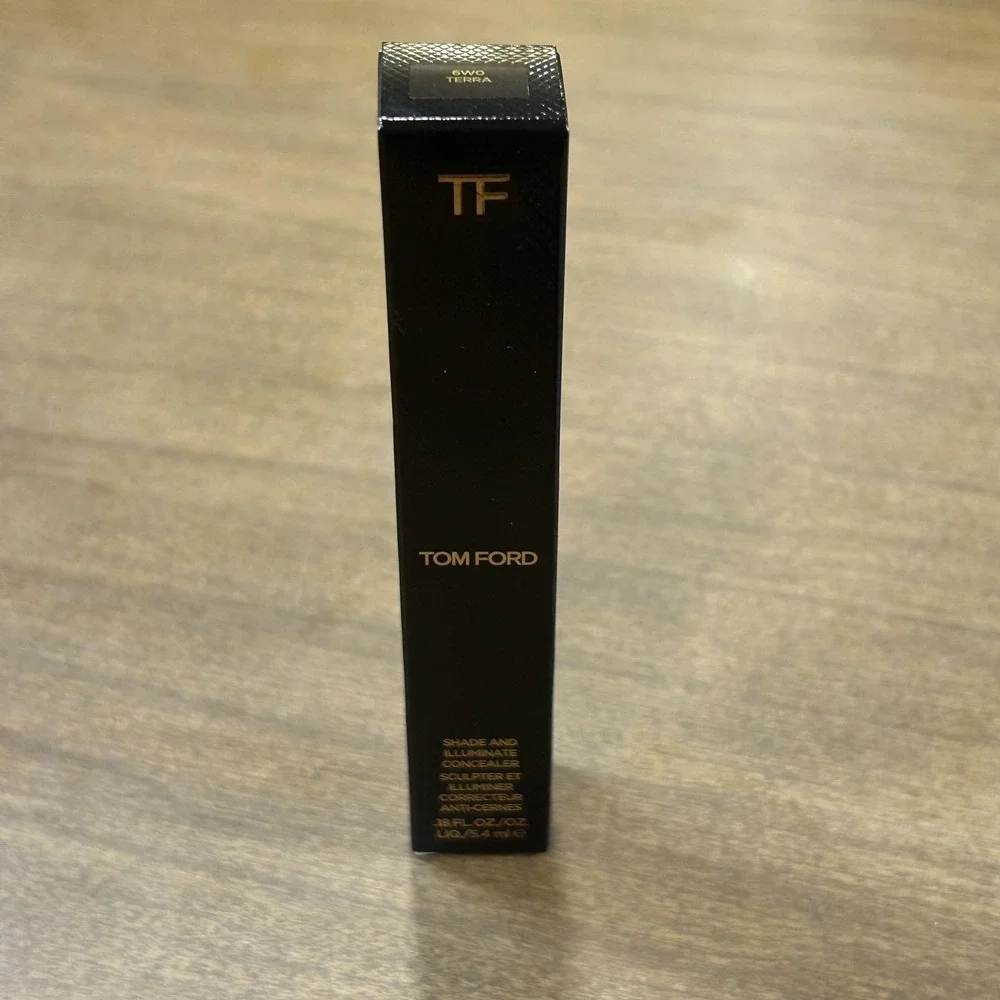 Tom Ford Shade Illuminate Concealer 6W0 Terra 0.18 Oz 5.4ml Brown Brightening‎